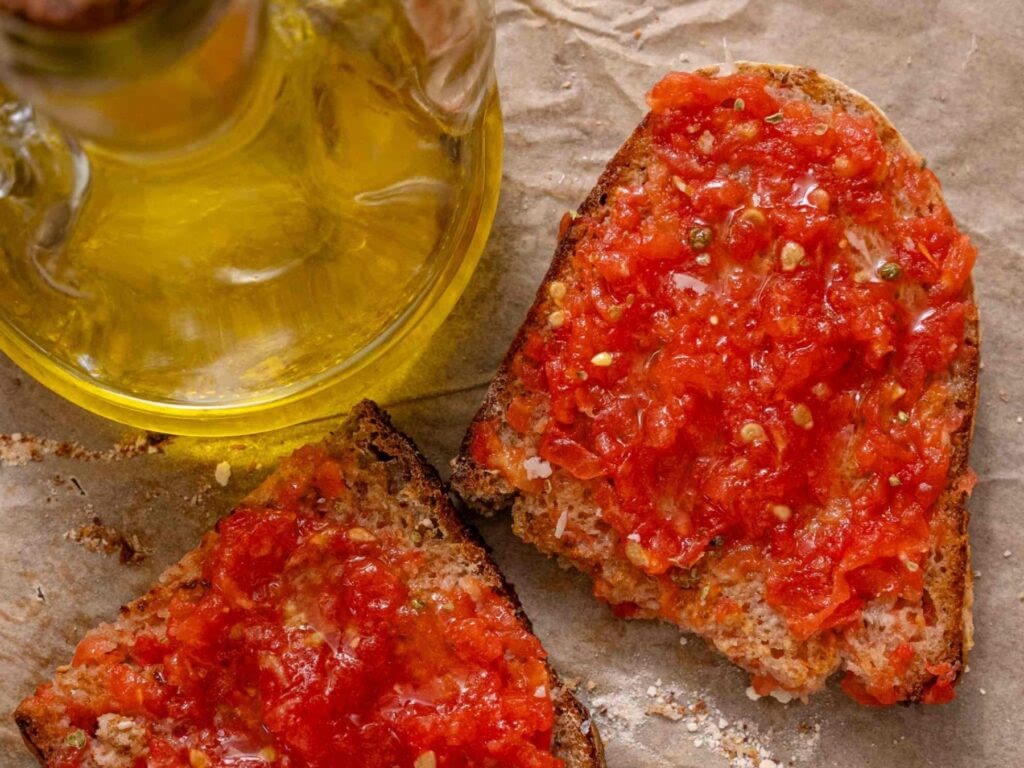 Spain's bread with tomato breakfast dish.